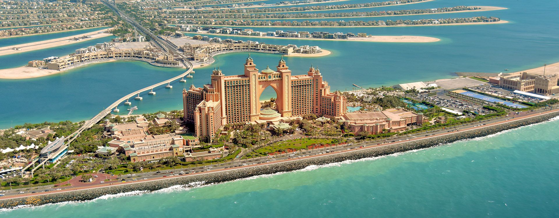 Panoramic view of Dubai from Palm Island