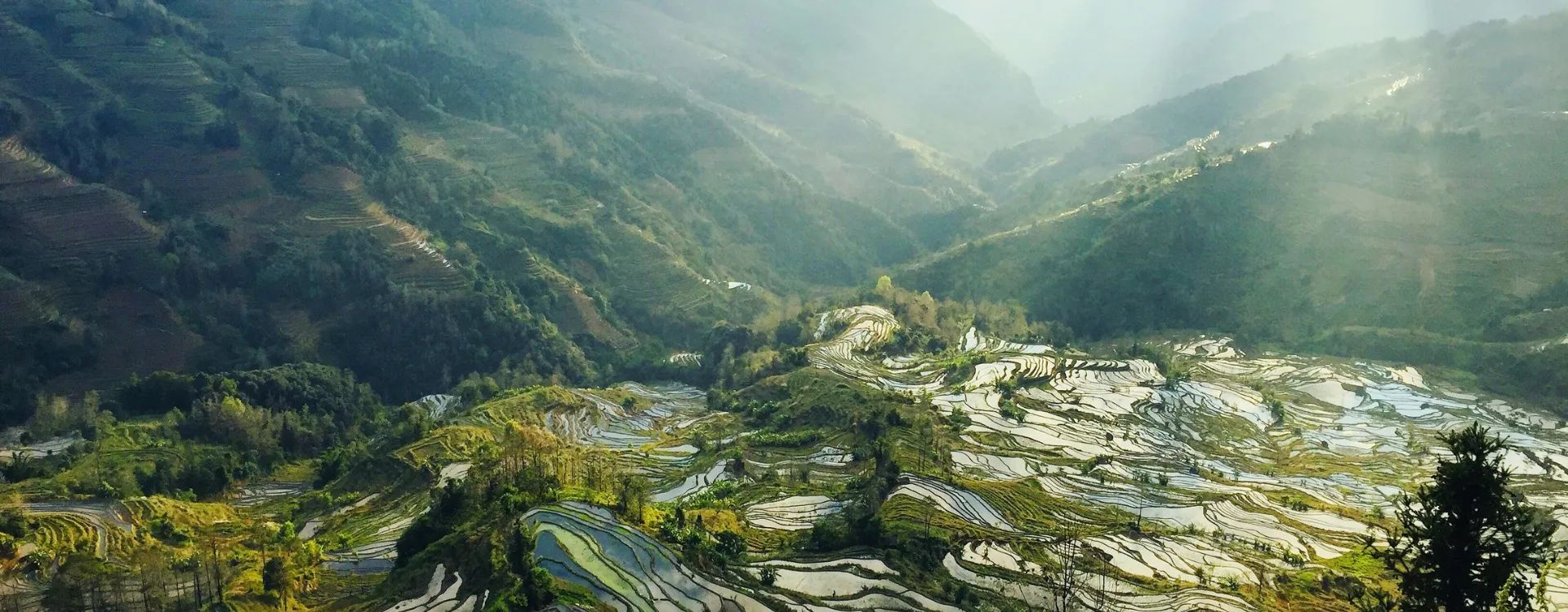 Terraced rice paddies in Yunnan, luxury yunnan holidays China