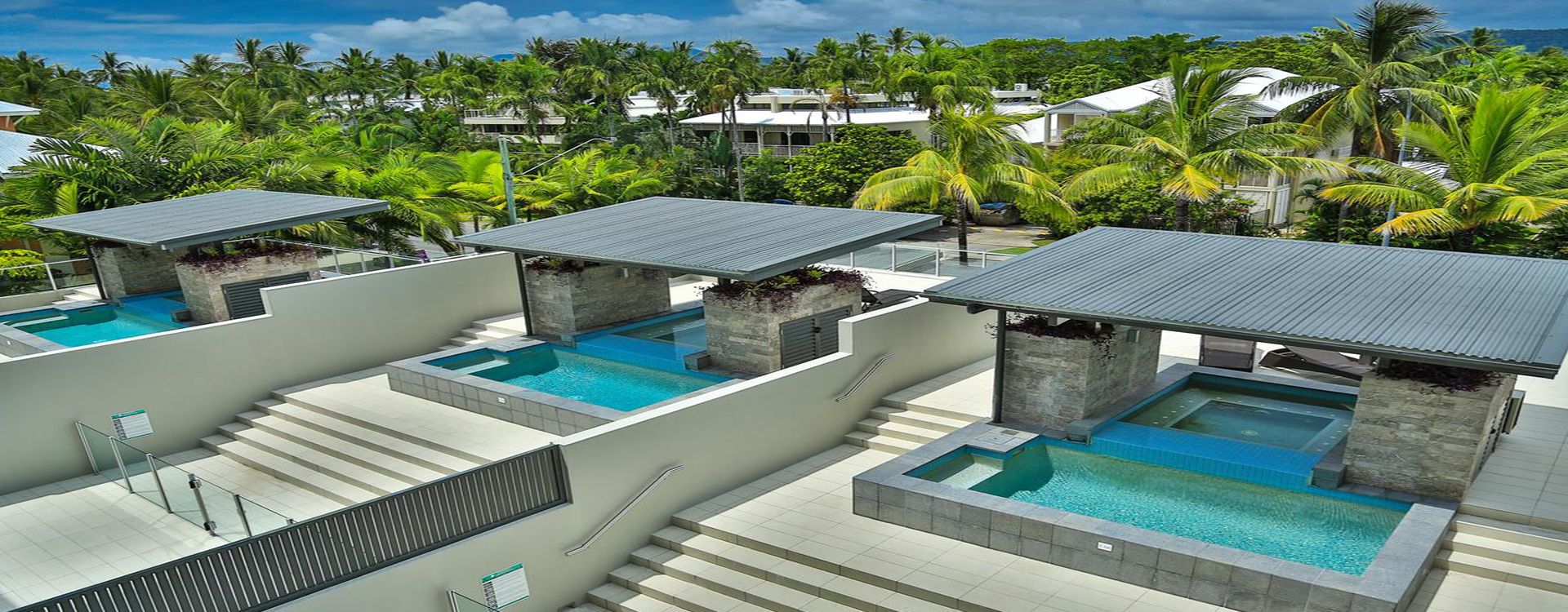 Coconut Grove Port Douglas