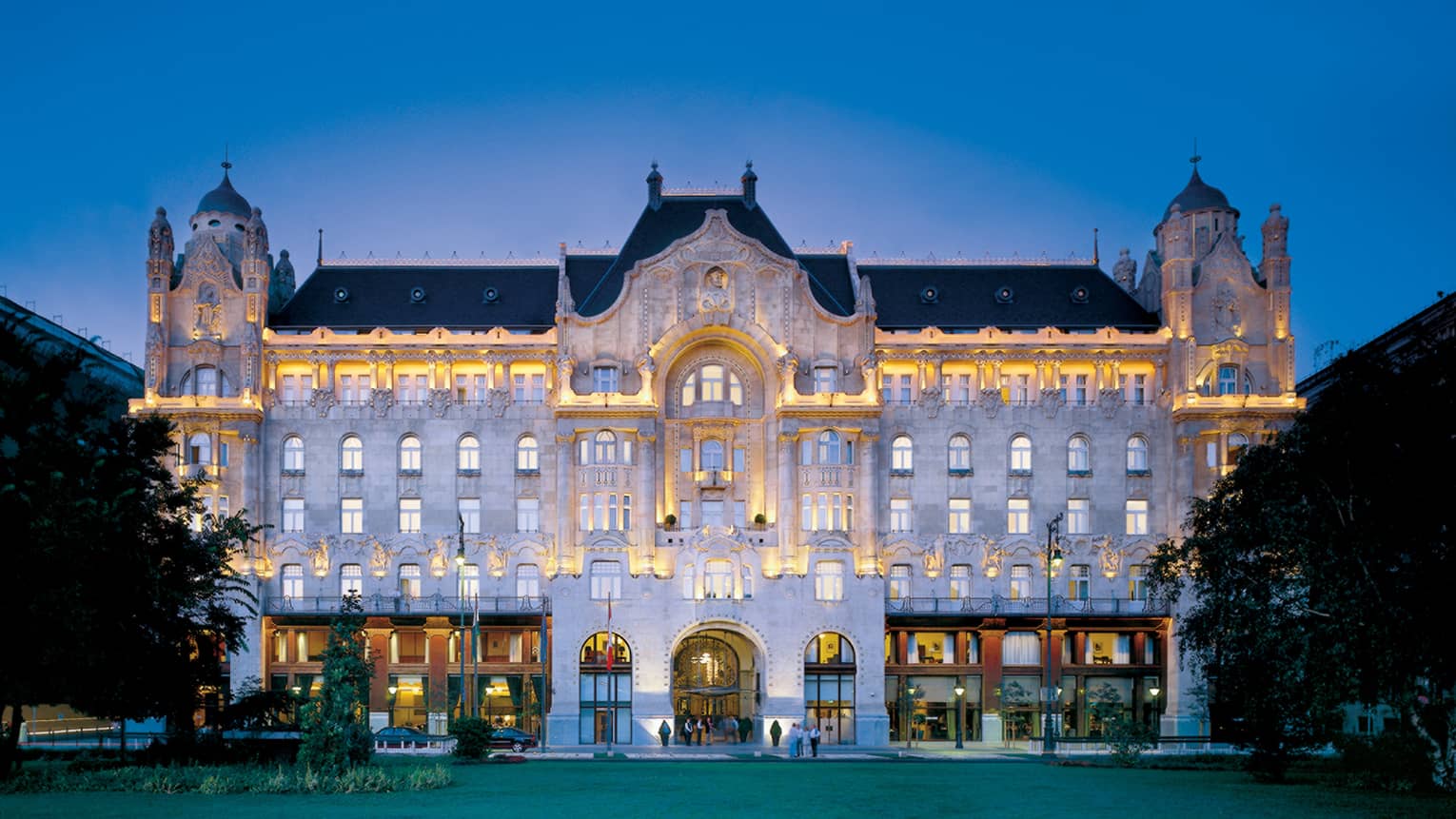 Four Seasons Hotel Gresham Palace 
