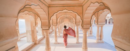Beautiful Tourist wear Sali, traditional dress in Amber Palace, Jaipur, Rajasthan - India