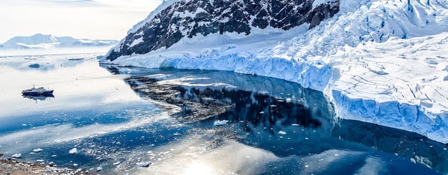 Antarctica_Cruising