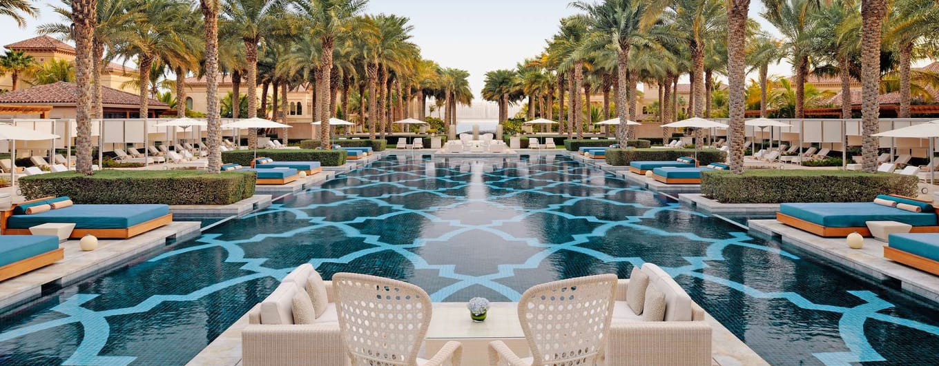One&Only-The-Palm_Ext-Pool