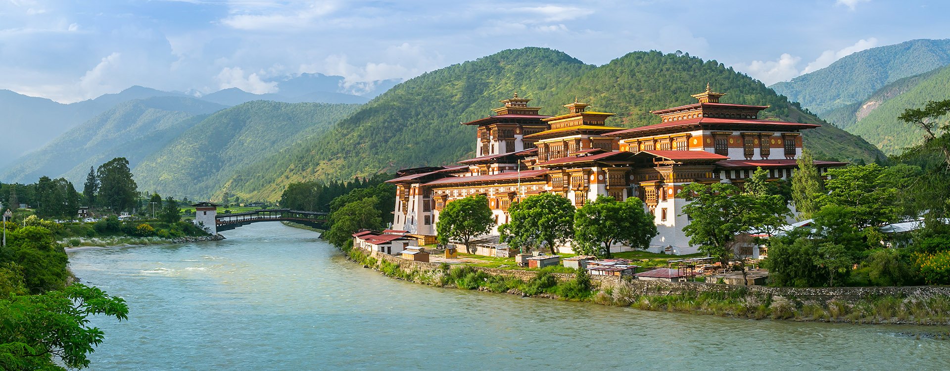 Punakha Dzong Monastery, one of the largest monestary in Asia, Punakha, Bhutan