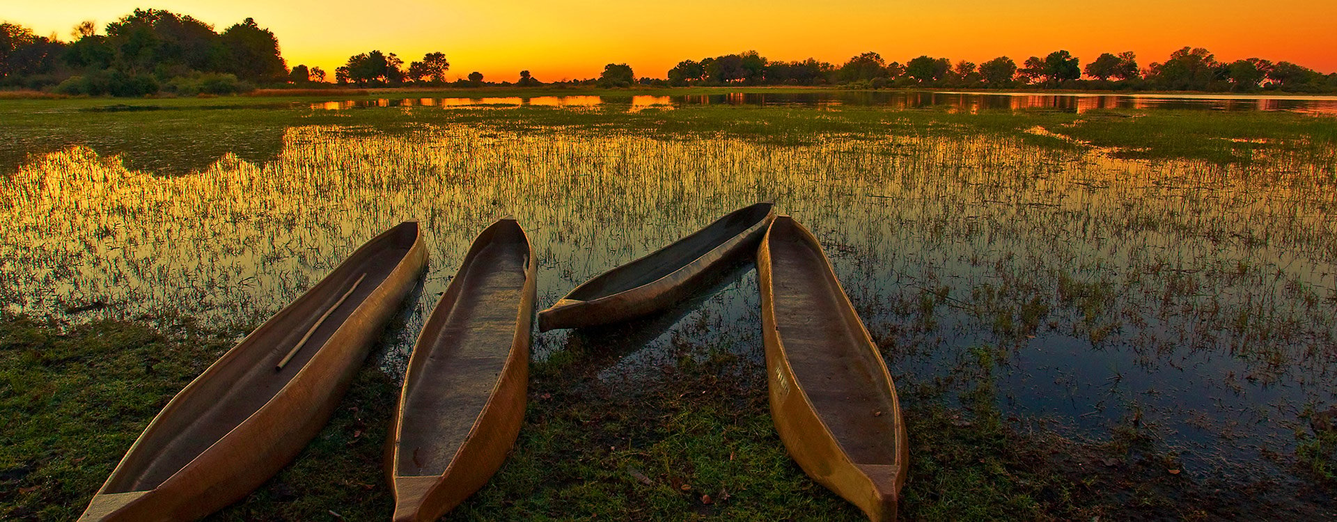 Botswana_Okavango_Sunrise