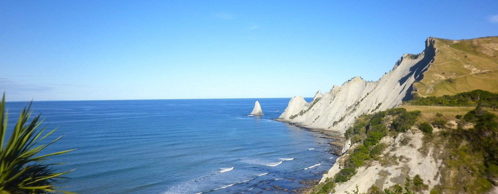 Cape Kidnappers, Hawkes Bay, North Island, New Zealand on a clear sunny day