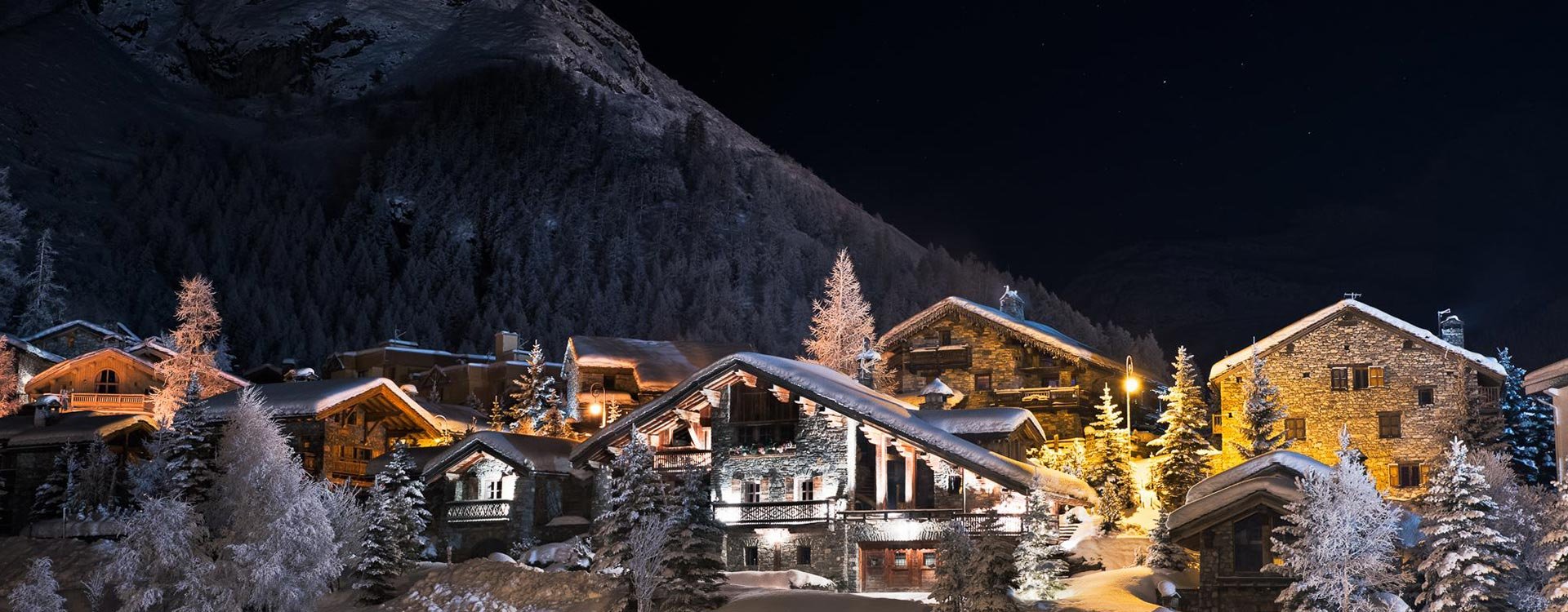 Val D'isere in the night