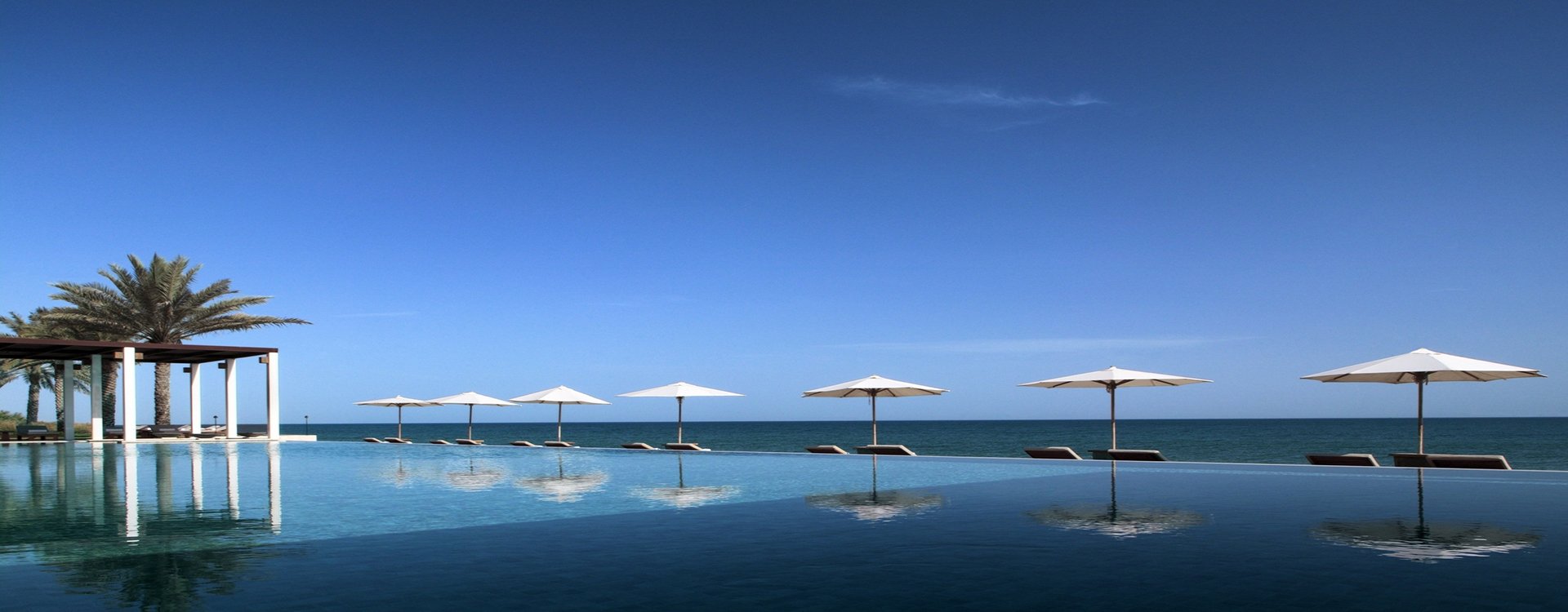 The-Chedi-Muscat_Swimming-Pool