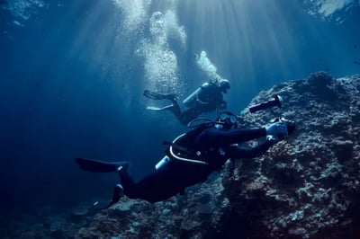 Diving at Lagen Island El Nido