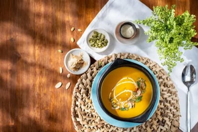 lunchtime at luxury villa colombia