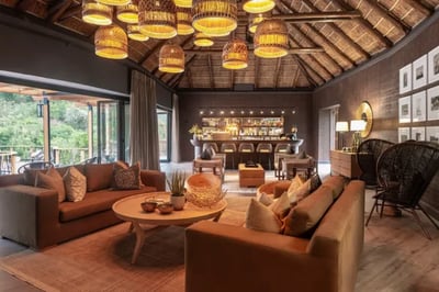 Chic bar at Eagles Crag Shamwari Private Reserve South Africa