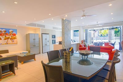 Coconut Grove Port Douglas