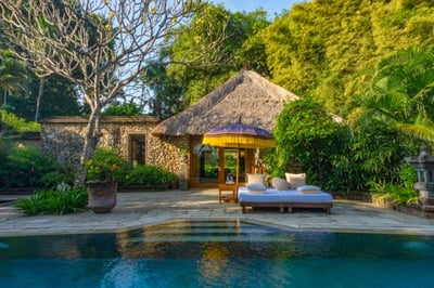 swimming pool in the pool villa at the oberoi beach resort bali
