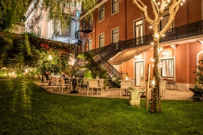 Dusk on the Palacio Principe Real's terrace