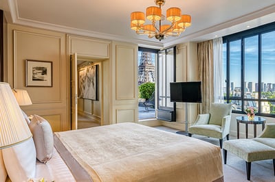 Shangri-La Hotel, Paris