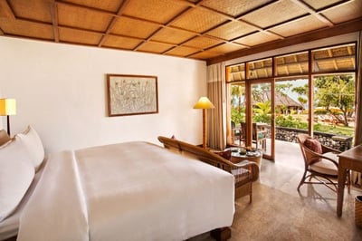 ocean view room at the oberoi beach resort in bali