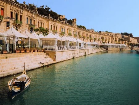 2 Wide image of Malta