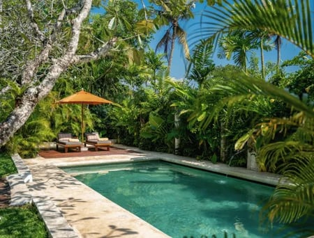 4 Aerial image of Hiriketiya Bay, Sri Lanka