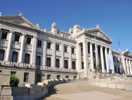 2 Aerial image of a coastal city in Uruguay