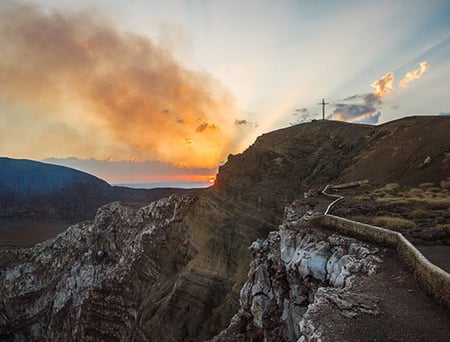 4 A beach on Nicaragua's pacific coast with jungle backdrop