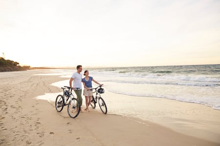 3 Tallow Beach in Byron Bay. The Pacific Ocean and golden sand surrounded Arakwai National Park