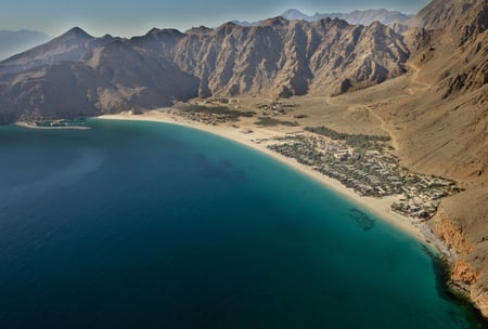 7 Aerial view of the Nizwa town