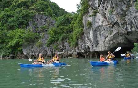 6 Beautiful azure water of lagoon in the Halong Bay, Vietnam (Descending Dragon Bay)