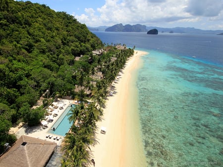 7 Tropical blue lagoon and mountain islands, El Nido, Palawan, Philippines, Southeast Asia