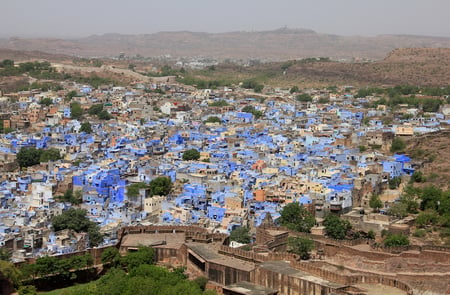 7 Jaigarh Fort Rajasthan with view of Jaipur city scape and Maota lake