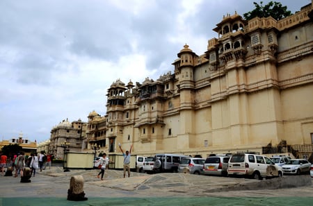 10 Jaigarh Fort Rajasthan with view of Jaipur city scape and Maota lake