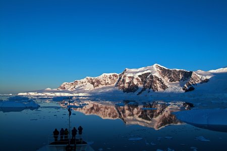 5 Beautiful landscape and scenery in Antarctica