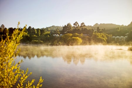 7 Australia-picnic-wine