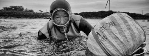 Women Divers Of Jeju