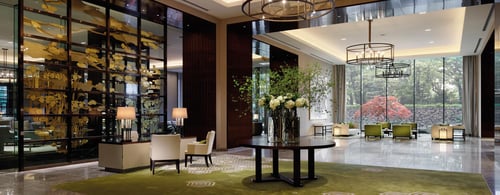 The-Palace-Hotel-Tokyo_Lobby-12