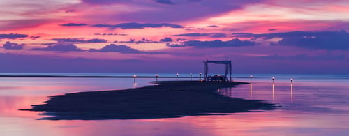 The-Sarojin_Private-dining-on-the-beach