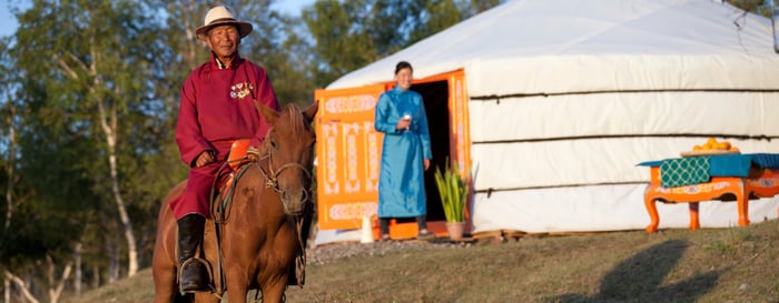 ? Camping with nomadic people in traditional gers in Mongolia 