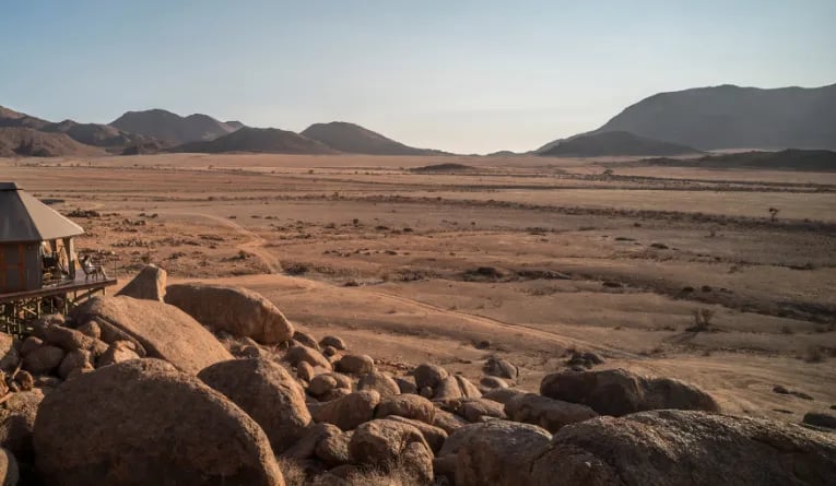 The rocky Namibian wilderness