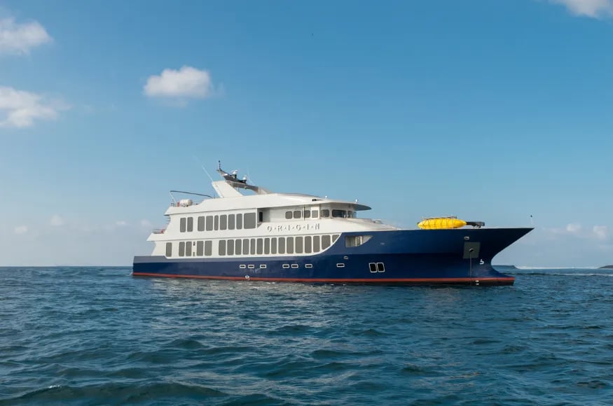 Origin and Theory Yachts in the Galapagos