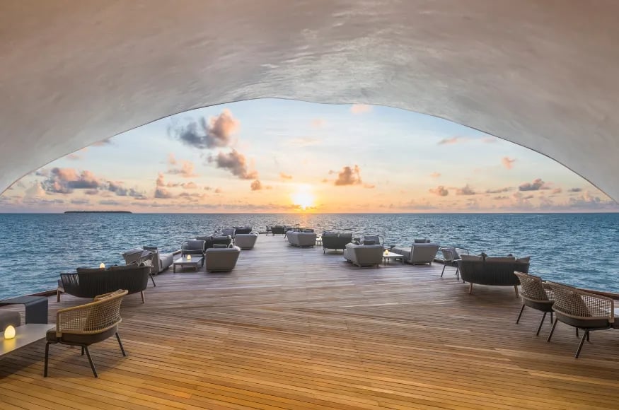 Dining at St. Regis The Maldives