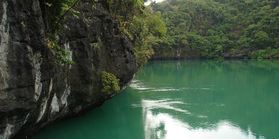 Angtong_national_marine_park,Thailand_-_panoramio